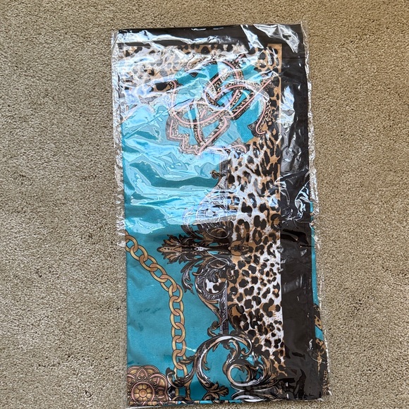 4 Colorful Patterned Scarves Set - Picture 3 of 5